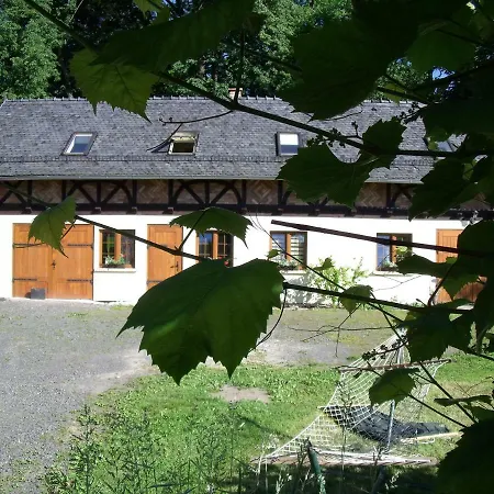 Dom Goscinny Leniuchy Lesna Exterior photo